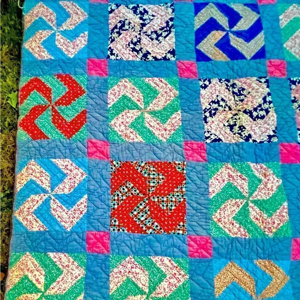 Vintage Hand Stitched Pinwheel Quilt  - 72” 1930’s-1940’s Folk Art Vibrant